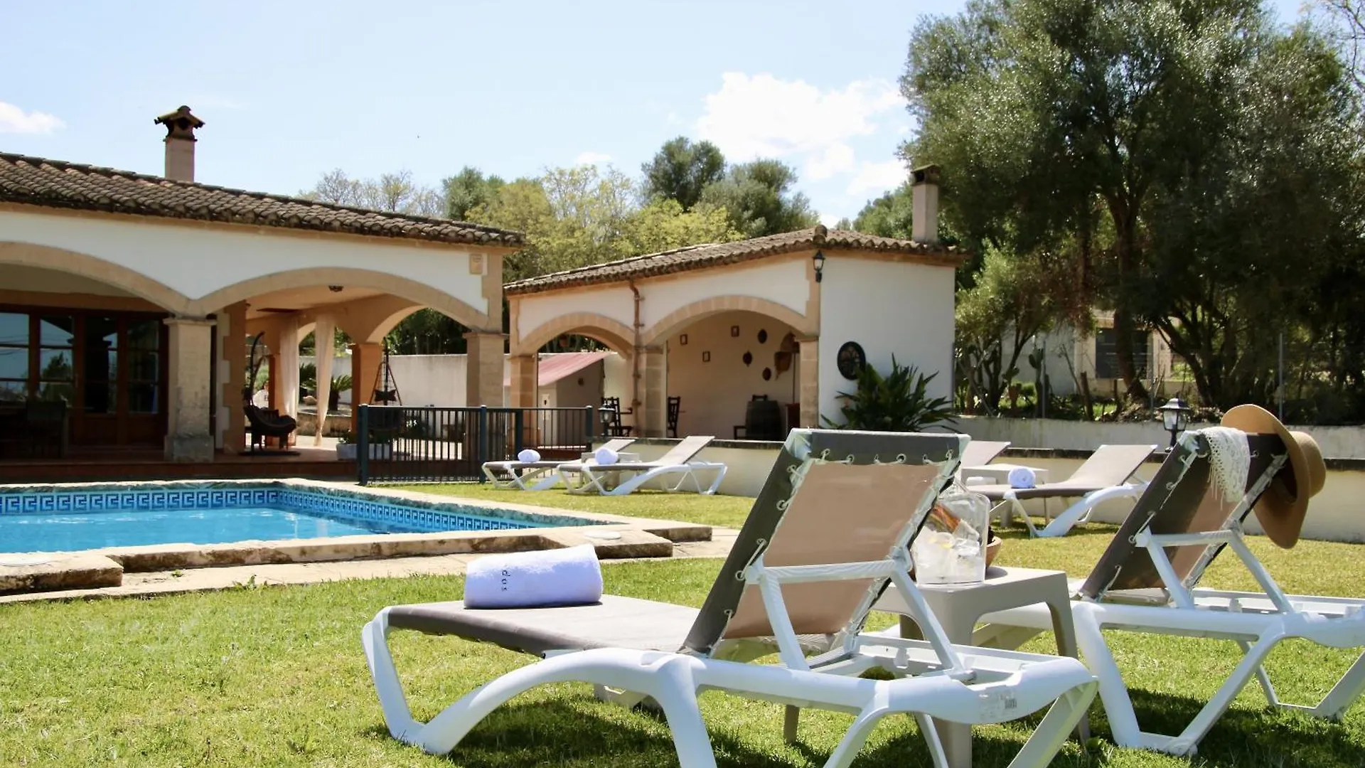 Ses Covetes, Hidromasaje, Piscina Y Barbacoa Villa Petra