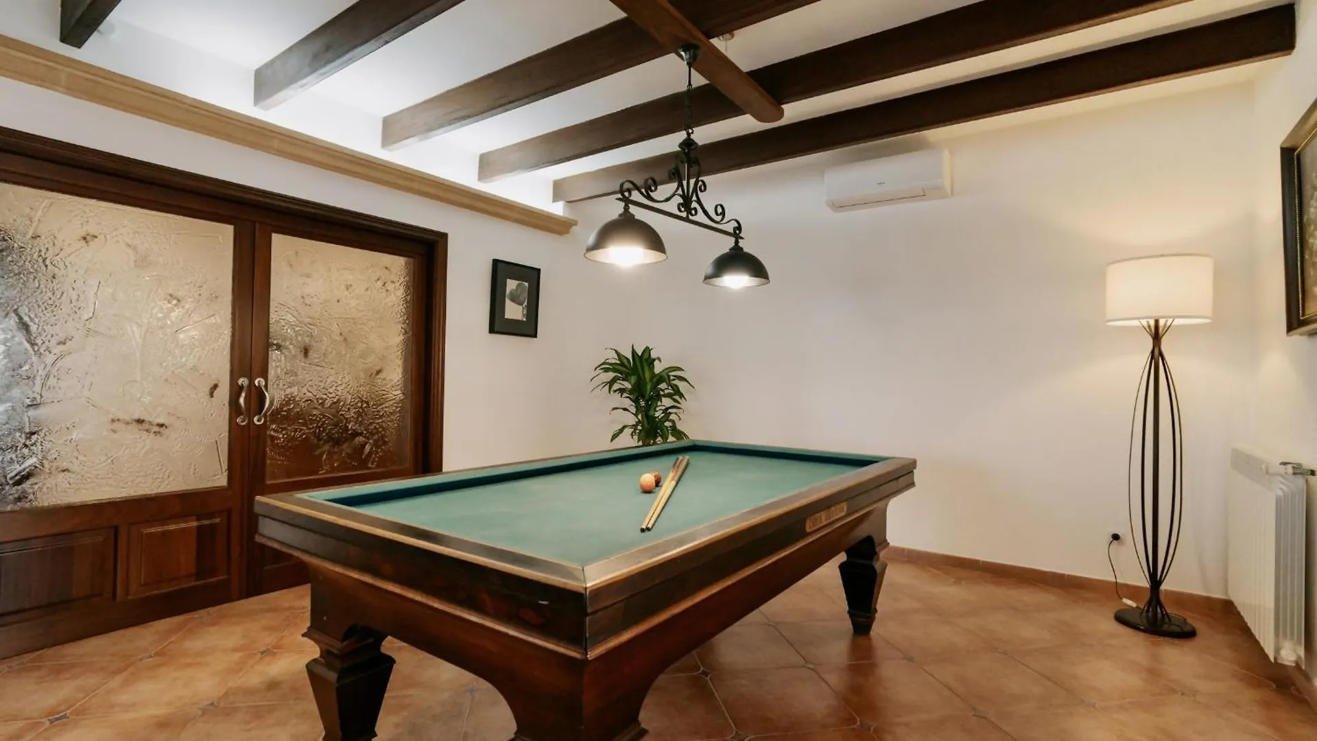 Ses Covetes, Hidromasaje, Piscina Y Barbacoa Villa Petra